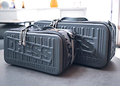 DRESS ユーティリティセミハードケース